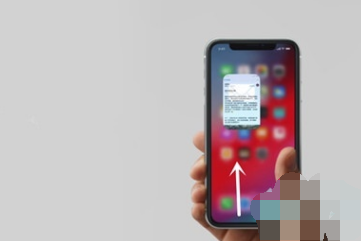 iphone11pro主屏幕怎么返回？