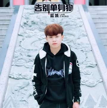 抖音夏天风吹过衣裳变单薄是什么歌 歌曲分享
