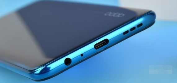 OPPO k5有双扬声器吗