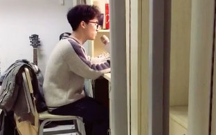 抖音怎么会爱上了她歌词完整版