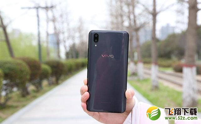 荣耀10、OPPO R15和vivo X21区别对比实用评测_52z.com