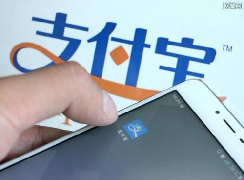手机支付宝蚂蚁庄园中为小鸡穿衣服戴围巾的具体操作方法