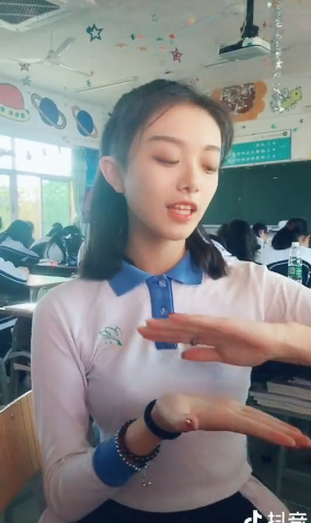 抖音佛系少女手势舞蹈怎么拍？佛系少女手势舞教学一览