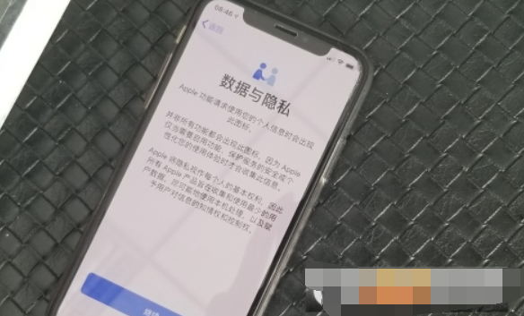 iPhone 5s升级iOS 11.3正式版会卡顿吗？ iPhone 5s升级iOS 11.3为什么没有公交卡功能？