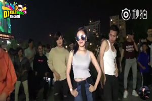 抖音泰国魔性舞蹈歌曲叫什么？抖音泰式蹦迪背景音乐分享图片1