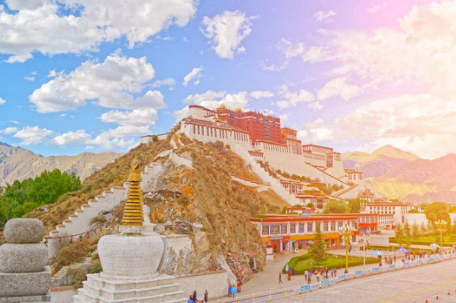 5月份去西藏穿什么衣服 5月西藏旅游高原反应了怎么办
